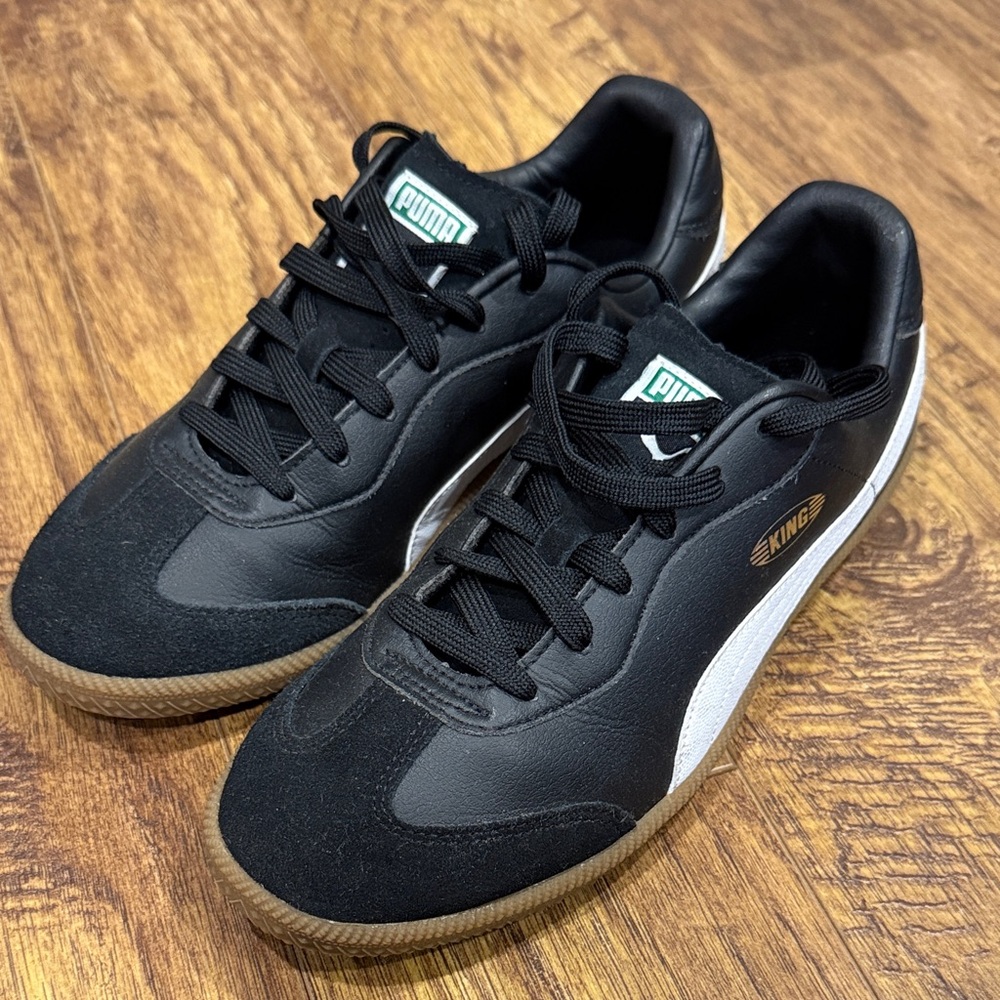 Puma Sneakers